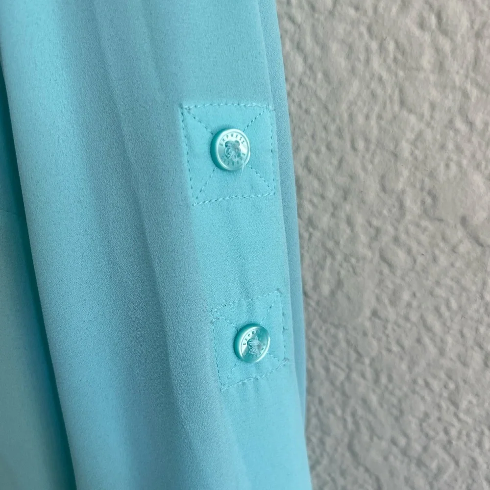 Express Button Up - Picture 4 of 5